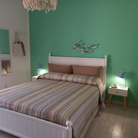 B&B La Stanza Del Borgo チェルヴィア エクステリア 写真